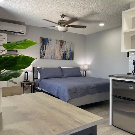 Sunny Palms Inn Lake Worth Beach Exteriör bild
