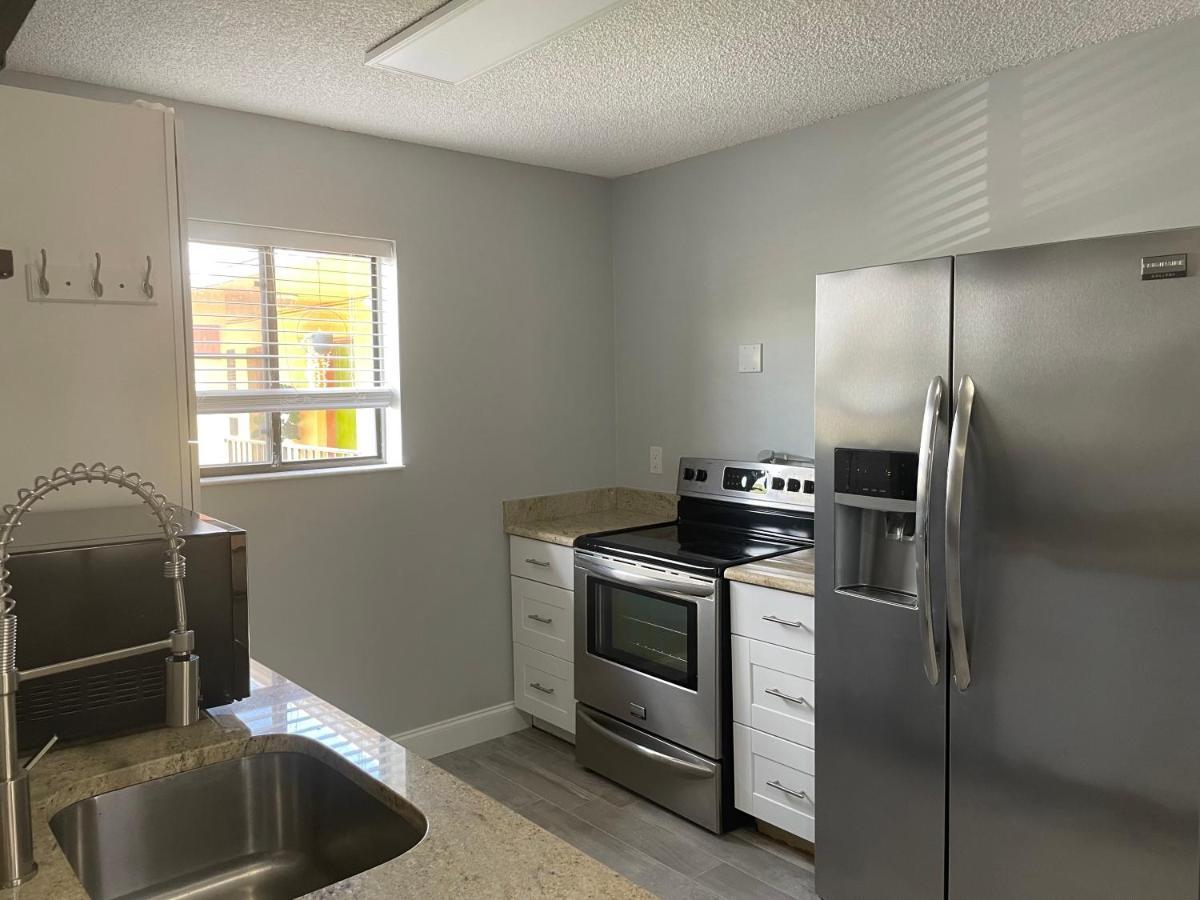 Sunny Palms Inn Lake Worth Beach Exteriör bild