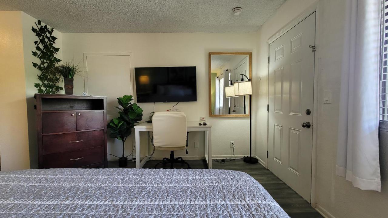 Sunny Palms Inn Lake Worth Beach Exteriör bild