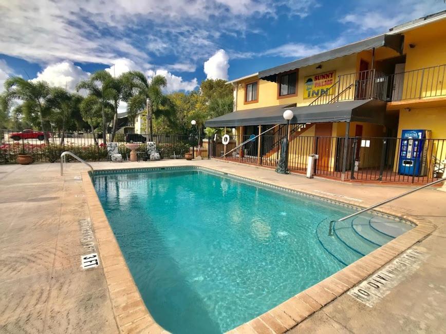 Sunny Palms Inn Lake Worth Beach Exteriör bild