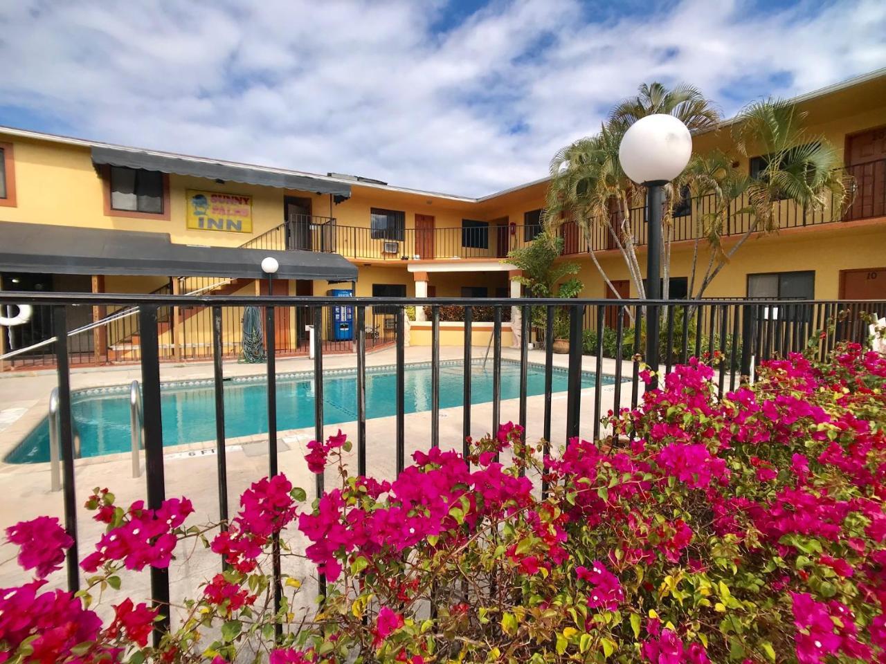 Sunny Palms Inn Lake Worth Beach Exteriör bild