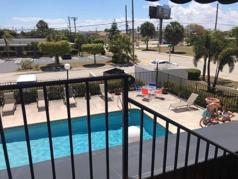 Sunny Palms Inn Lake Worth Beach Exteriör bild